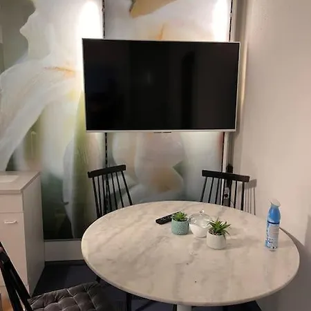 Tuhaus Klimaanlage, Waschmaschine, Smarttv Und Mehr Apartamento